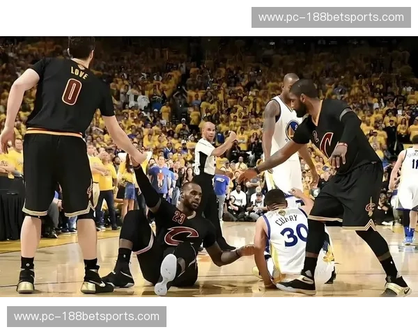 史诗对决，荣耀之巅：勇士vs骑士总决赛视频，重温那段篮球盛宴